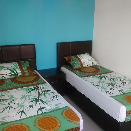Apartament Near Long Beach Trikomo
